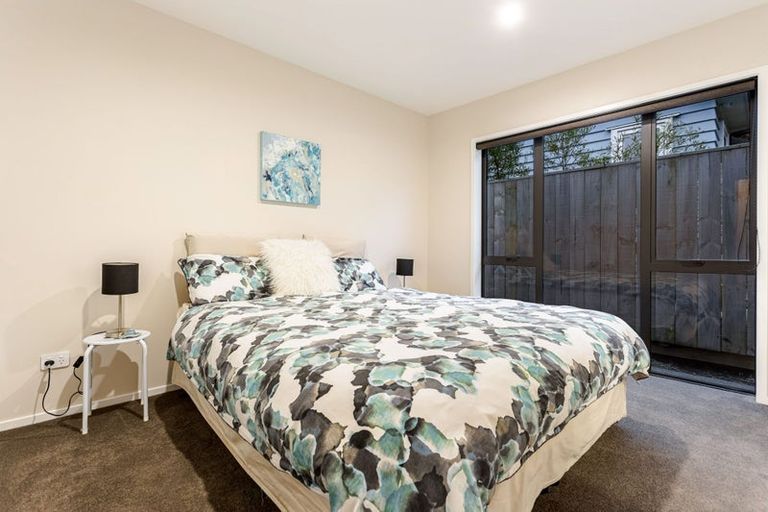 Photo of property in 60 Pohutukawa Parade, Riverhead, 0820