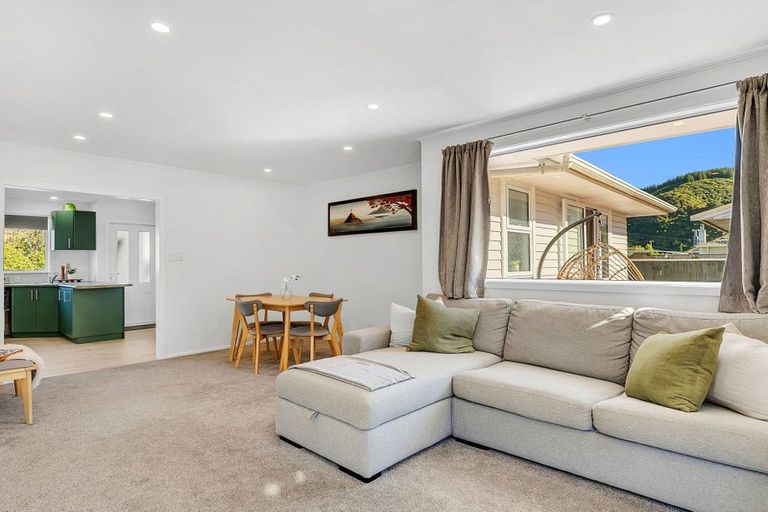 Photo of property in 65 Gillespies Road, Birchville, Upper Hutt, 5018