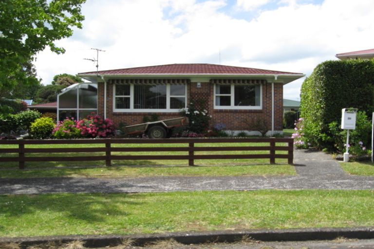 Photo of property in 26 Garden Terrace, Pukekohe, 2120