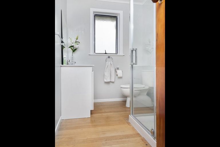 Photo of property in 51 Carlyle Street, Leamington, Cambridge, 3432