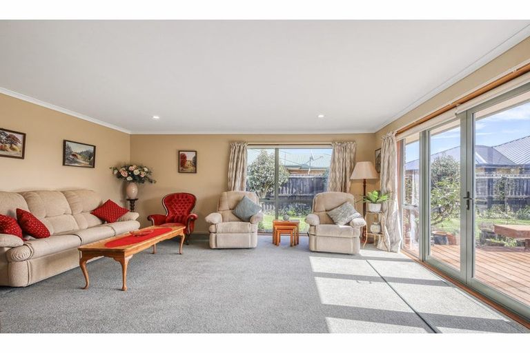 Photo of property in 7b Matson Close, Rangiora, 7400