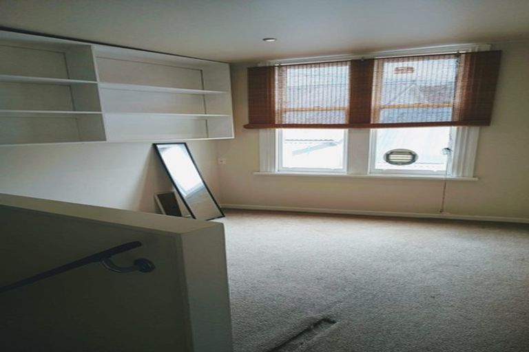 Photo of property in 72 Thompson Street, Mount Cook, Wellington, 6011