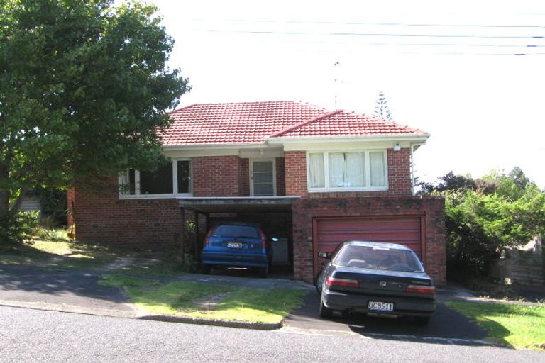 Photo of property in 4/20-22 Waratah Street, Birkenhead, Auckland, 0626