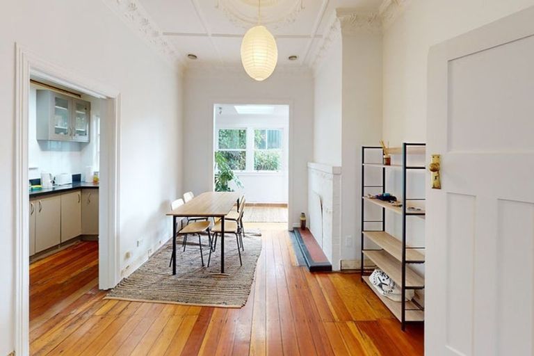 Photo of property in 78 Glenmore Street, Northland, Wellington, 6012