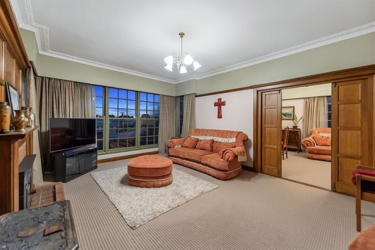 Photo of property in 2 Corrin Street, Melville, Hamilton, 3206