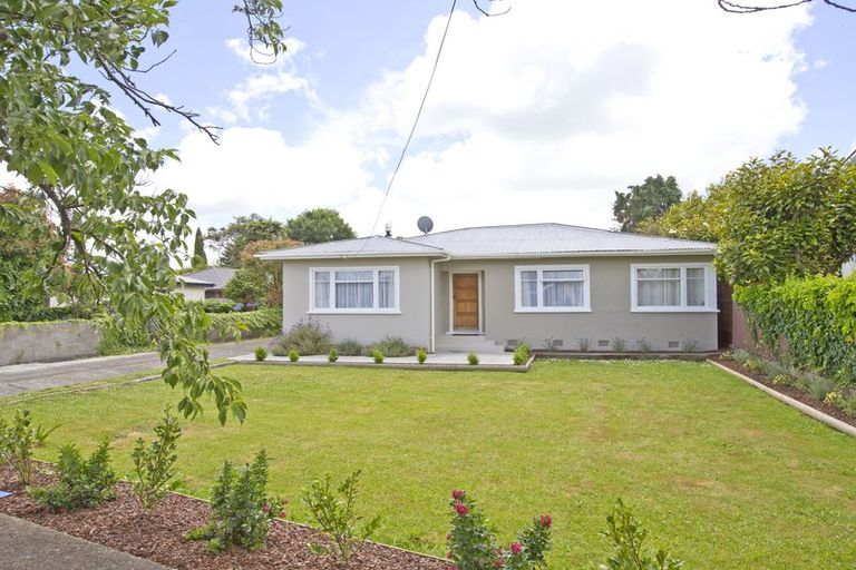 Photo of property in 23 East Street, Terrace End, Palmerston North, 4410