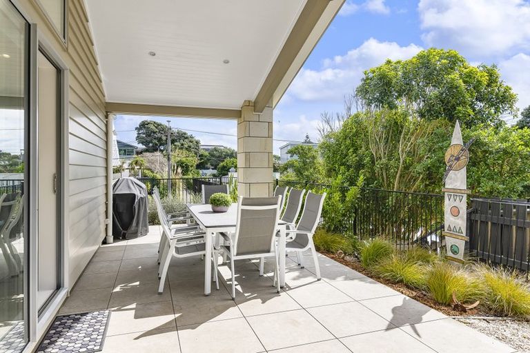 Photo of property in 118 Rosetta Road, Raumati South, Paraparaumu, 5032