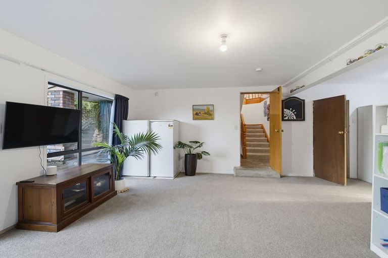 Photo of property in 74 Churchill Drive, Taradale, Napier, 4112