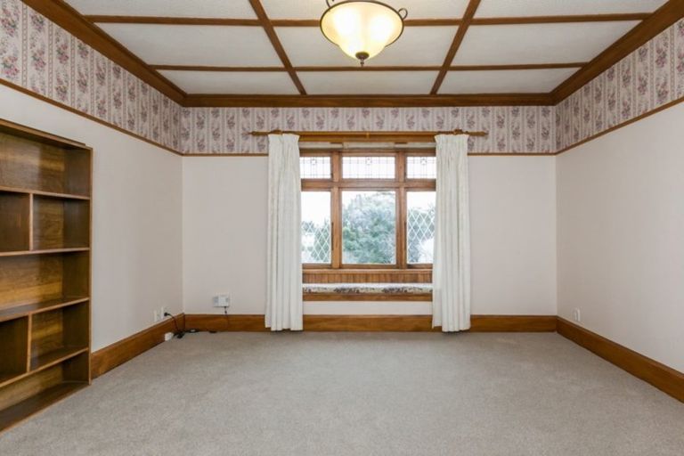 Photo of property in 78 Napier Terrace, Hospital Hill, Napier, 4110