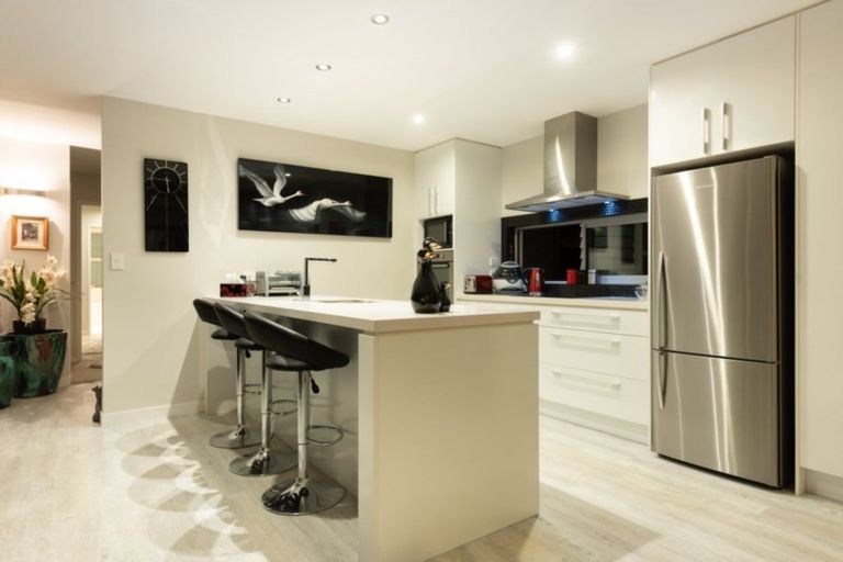 Photo of property in 1 Ellesmere Close, Pyes Pa, Tauranga, 3112