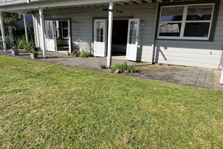 Photo of property in 218 Frankley Road, Frankleigh Park, New Plymouth, 4310