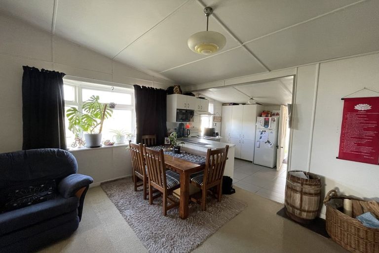 Photo of property in 37 Tasman Road, Otaki Beach, Otaki, 5512