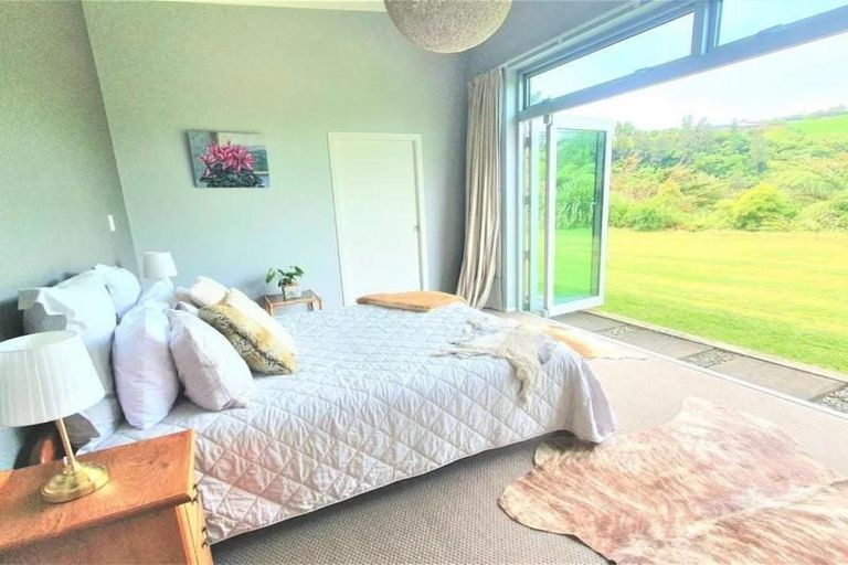 Photo of property in 280 Koru Road, Koru, New Plymouth, 4374