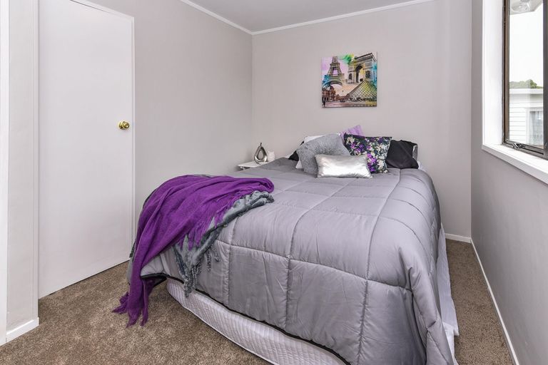 Photo of property in 6 Foxlaw Street, Randwick Park, Auckland, 2105