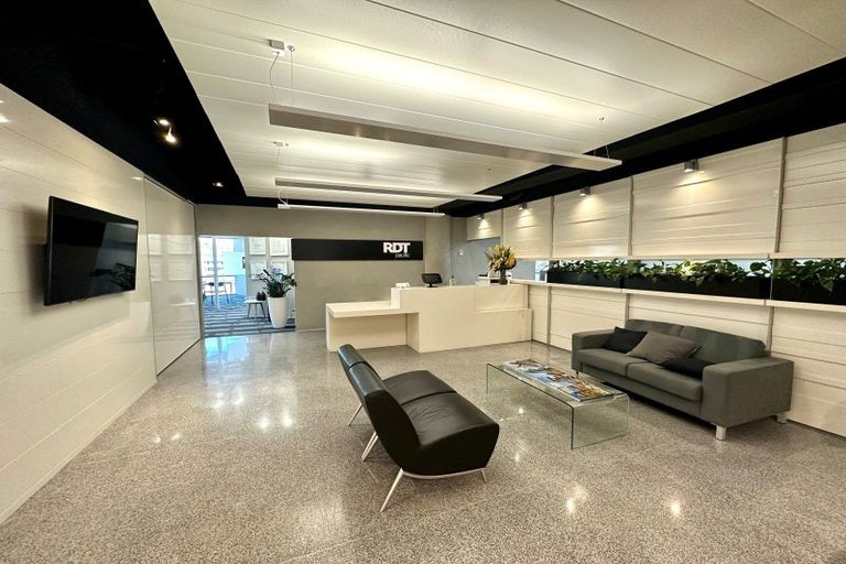 Photo of property in 2 Augustus Terrace, Parnell, Auckland, 1052