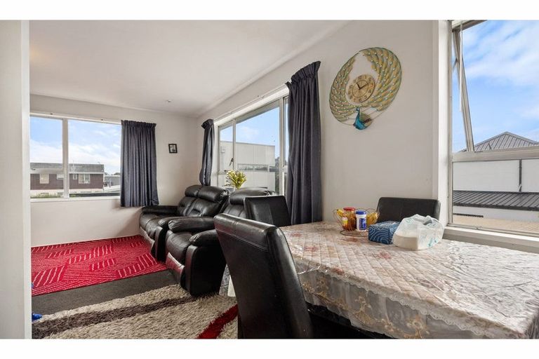 Photo of property in 8/73 Clare Road, St Albans, Christchurch, 8014