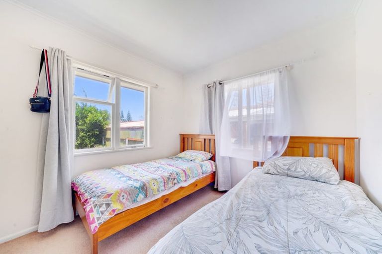 Photo of property in 70 Puhinui Road, Manukau, Auckland, 2104
