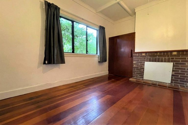 Photo of property in 77 Hill Road, Hillpark, Auckland, 2102