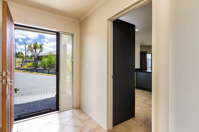 Photo of property in 29 Acacia Bay Road, Nukuhau, Taupo, 3330