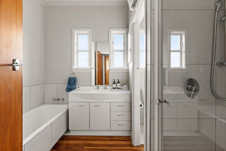 Photo of property in 153 Gloucester Street, Taradale, Napier, 4112