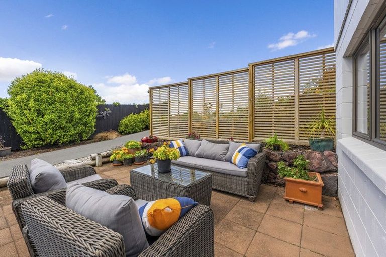 Photo of property in 97 John Downs Drive, Browns Bay, Auckland, 0630