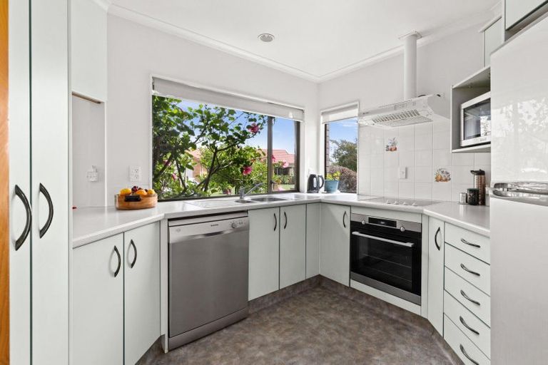 Photo of property in 27 Beaufort Mews, Taradale, Napier, 4112