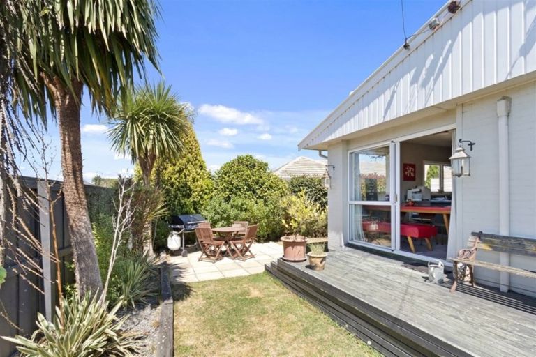 Photo of property in 39 Cotswold Avenue, Bishopdale, Christchurch, 8053