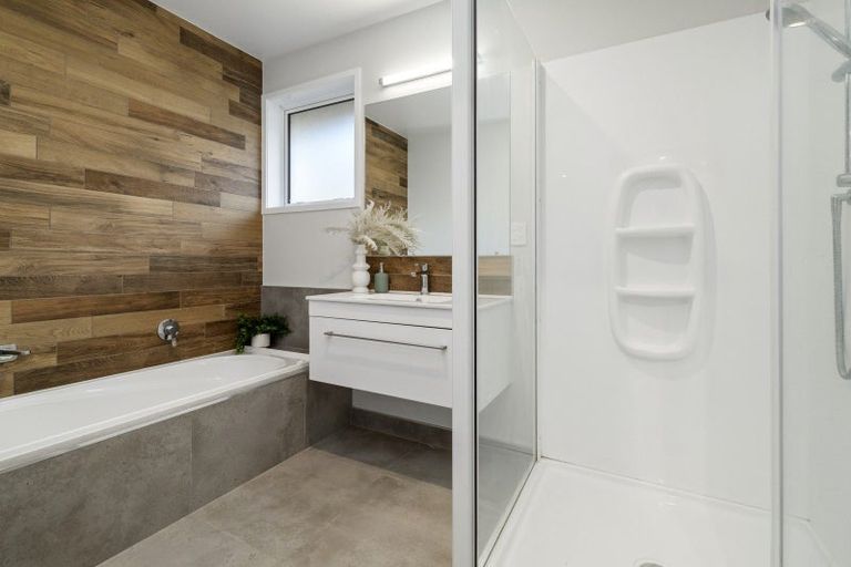 Photo of property in 38 Walter Lawry Road, Paerata, Pukekohe, 2124