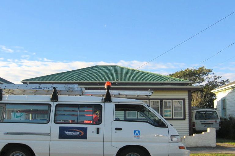 Photo of property in 17 Emerson Street, Petone, Lower Hutt, 5012