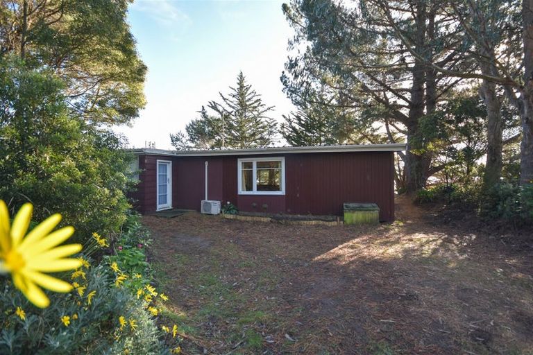 Photo of property in 26 Otakou Golf Course Road, Otakou, Dunedin, 9077