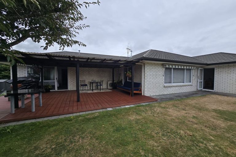 Photo of property in 6 Harvest Court, Paraparaumu, 5032