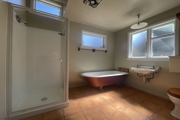 Photo of property in 19 Winton Street, St Albans, Christchurch, 8014