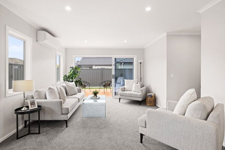 Photo of property in 2/52 Park Road, Greenmeadows, Napier, 4112