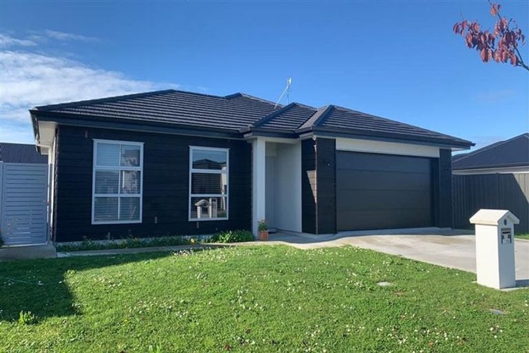 Photo of property in 26 Hikawera Drive, Frimley, Hastings, 4120