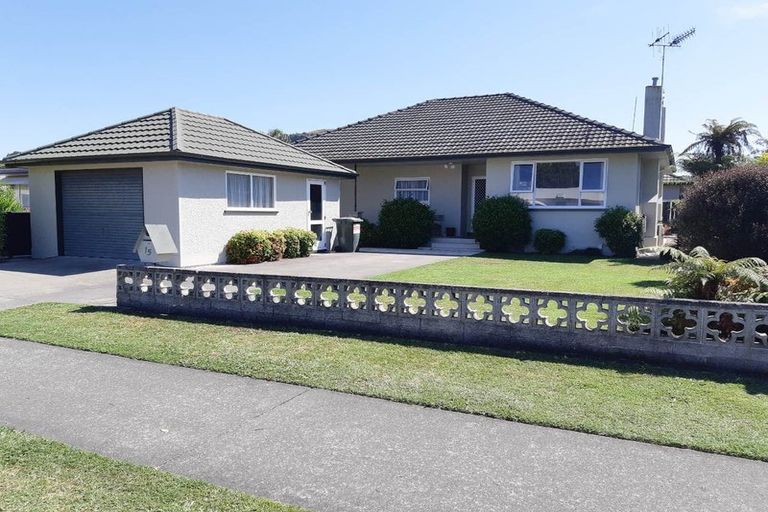 Photo of property in 15 Harpham Street, Taradale, Napier, 4112