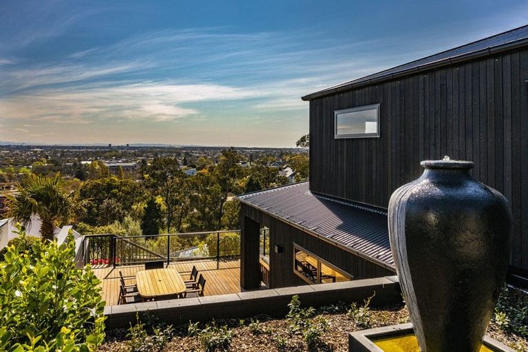 Photo of property in 19 Delhi Place, Cashmere, Christchurch, 8022