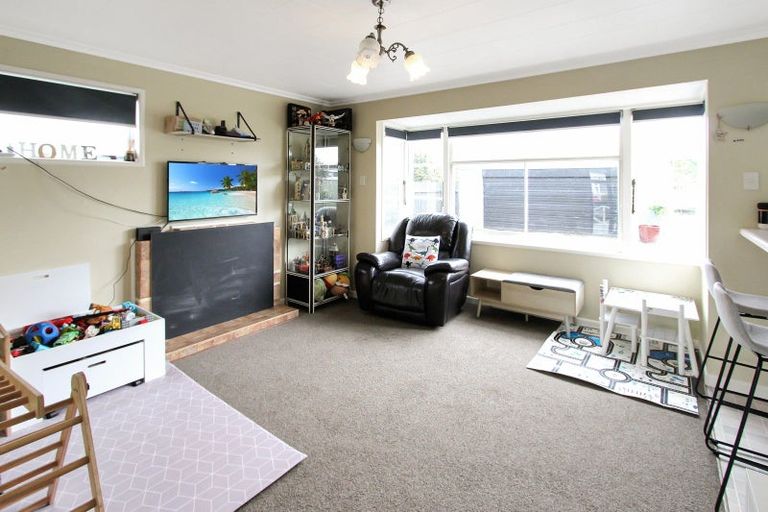 Photo of property in 12 Tui Street, Pahiatua, 4910