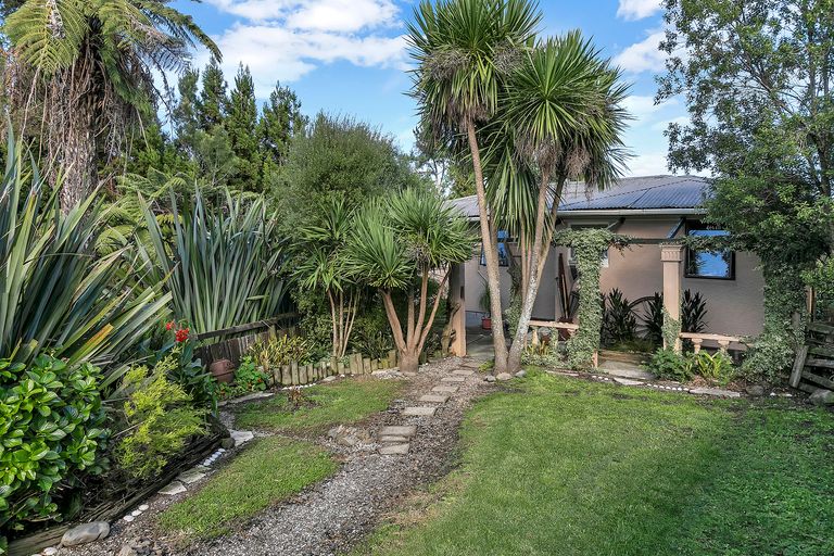 Photo of property in 46 Oraha Road, Huapai, Kumeu, 0892