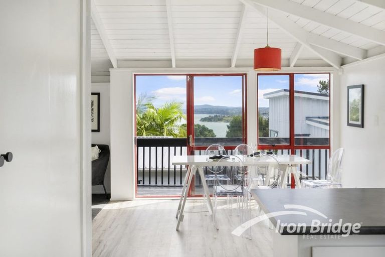 Photo of property in 38a Dakota Avenue, Beach Haven, Auckland, 0626