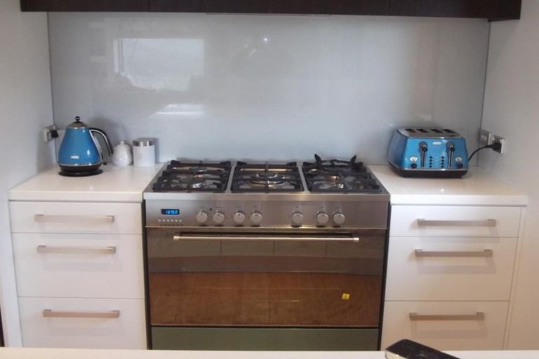 Photo of property in 217 Mark Avenue, Grenada Village, Wellington, 6037