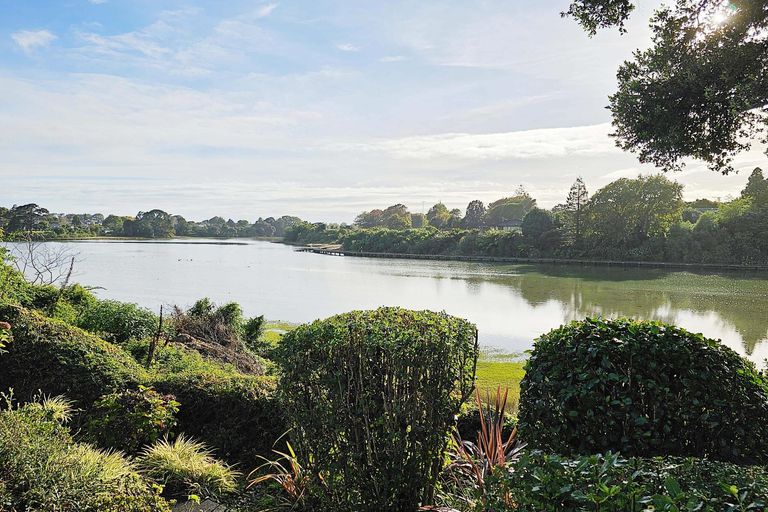 Photo of property in 8 Mill End, Pahurehure, Papakura, 2113