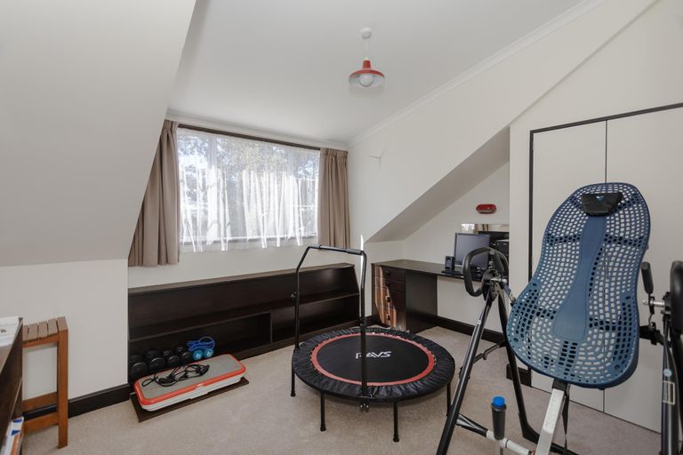 Photo of property in 150 Perth Street, Holmes Hill, Oamaru, 9401