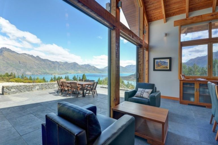 Photo of property in 673 Glenorchy-queenstown Road, Closeburn, Queenstown, 9371