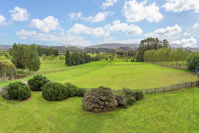 Photo of property in 197 Mangaroa Valley Road, Mangaroa, Upper Hutt, 5371