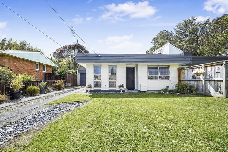 Photo of property in 33 Anthony Crescent, Bader, Hamilton, 3206