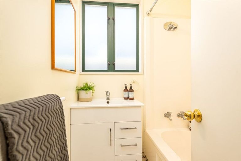 Photo of property in 3/106 Elizabeth Street, Riccarton, Christchurch, 8041