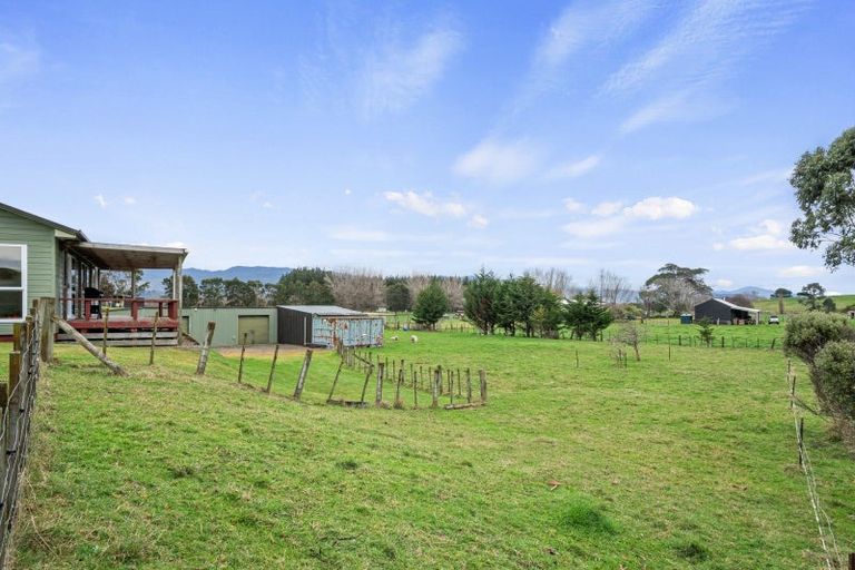 Photo of property in 421 Muhunoa West Road, Ohau, Levin, 5570