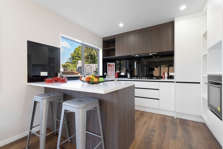 Photo of property in 5c Braeburn Place, Takanini, 2112