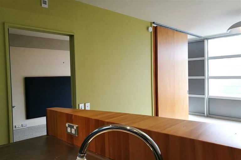 Photo of property in St Pauls Apartments, 81/43 Mulgrave Street, Thorndon, Wellington, 6011