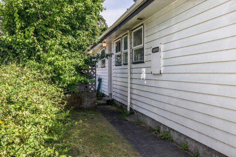 Photo of property in 39 Gray Avenue, Paraparaumu Beach, Paraparaumu, 5032